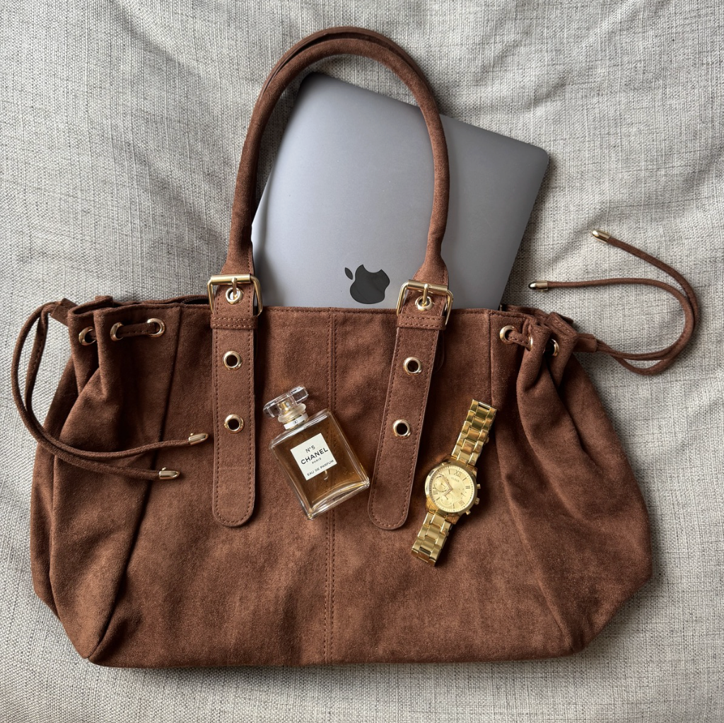 Sac Cherry 🍒 en suédine marron clair